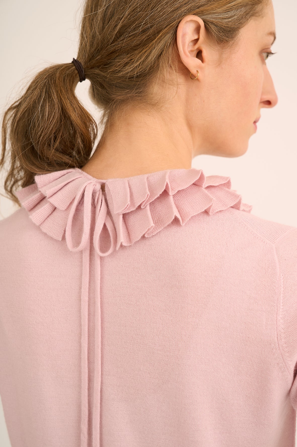 402 Pleat collar