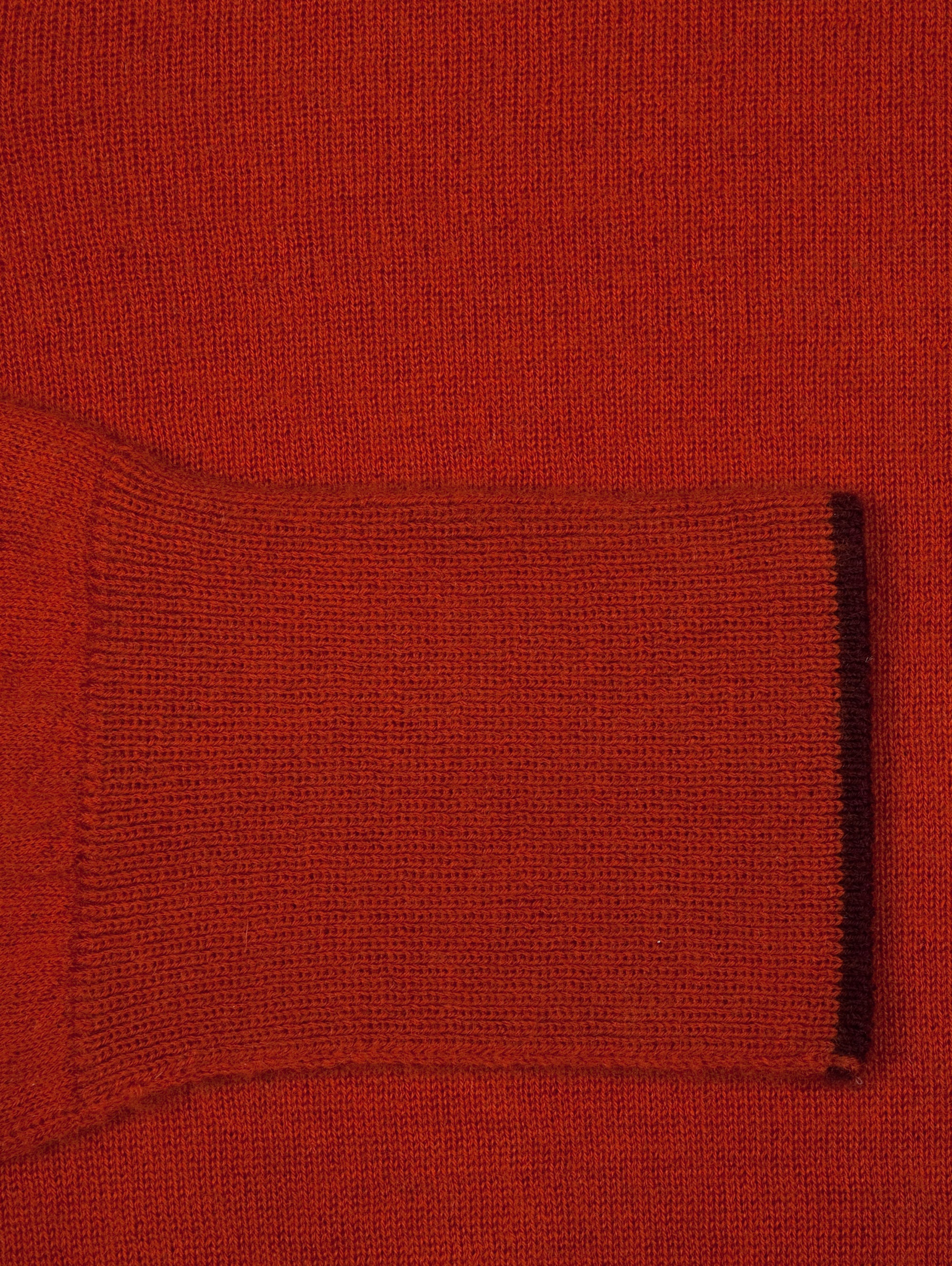 Fine Knit Crew Neck Cashmere Sweater